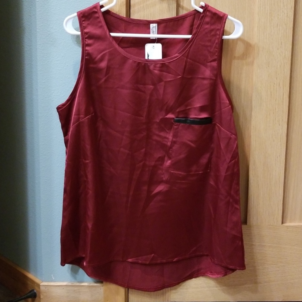 Silky tank top